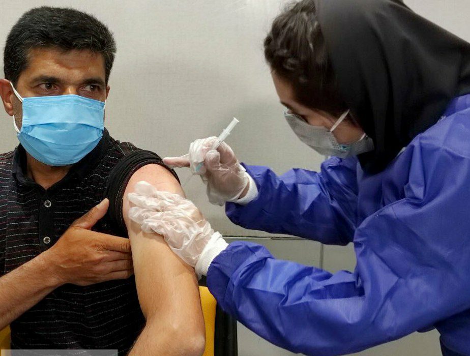 واکسیناسیون ۶۰ درصد افراد بالای ۱۸ سال در غرب خراسان
